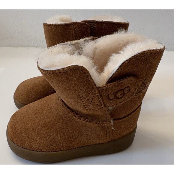 Uggs Chestnut Keelan Sheepskin Infant Booties 10960891 Size 02/03 EUC - Picture 1 of 9